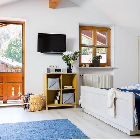 Komfort Ferienwohnungen Reit Im Winkl - Haus Davis Room photo