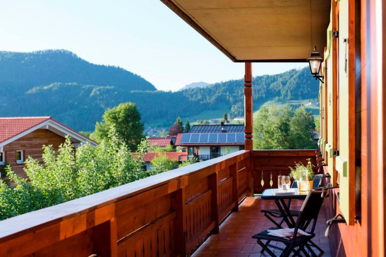 Komfort Ferienwohnungen Reit Im Winkl - Haus Davis Room photo
