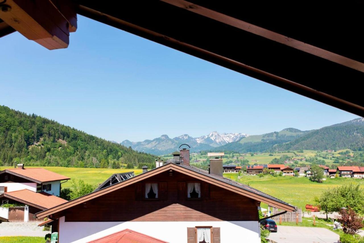 Komfort Ferienwohnungen Reit Im Winkl - Haus Davis Exterior photo